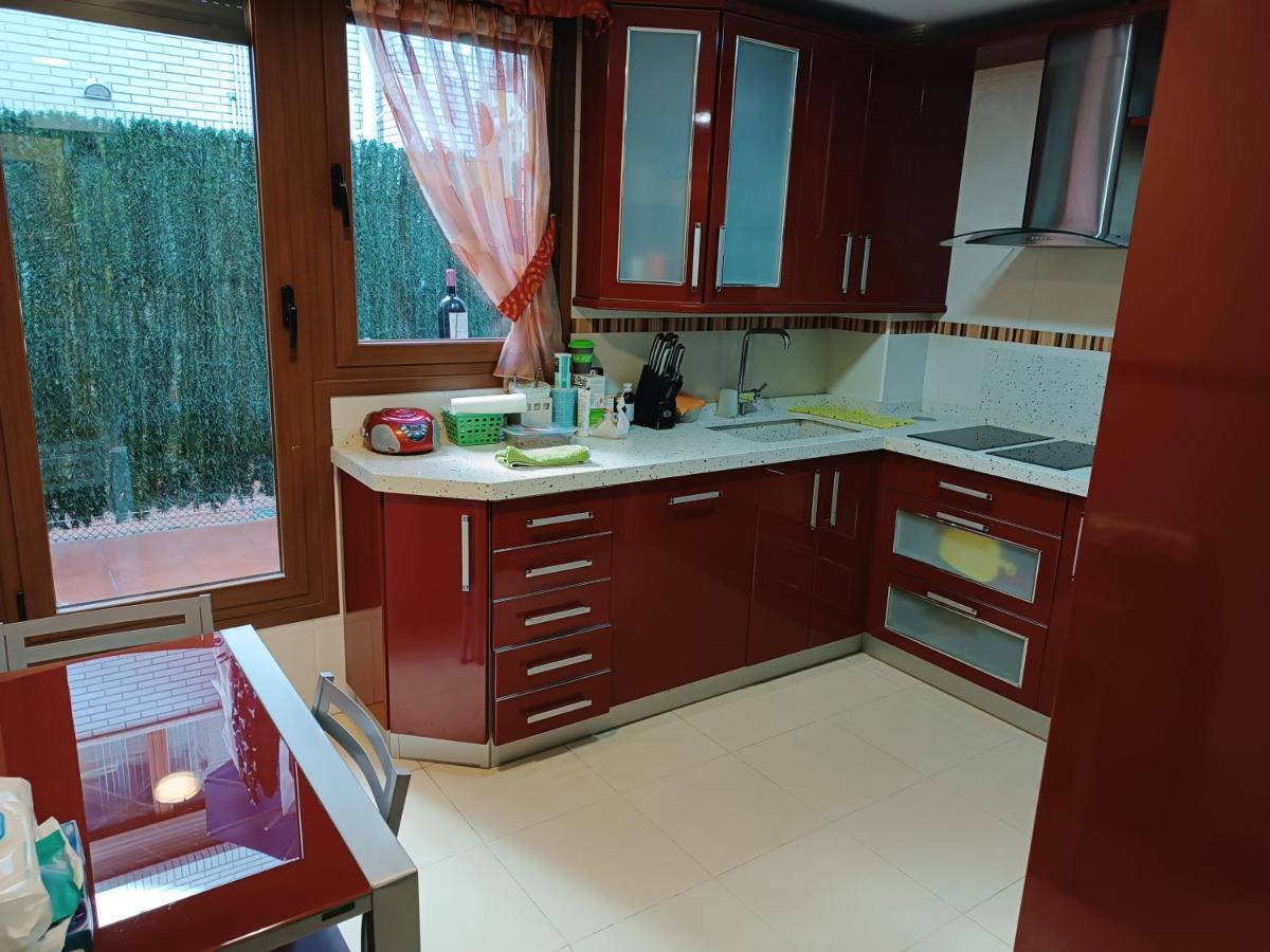 Apartmán Karmelo Junto Al Metro Bilbao Exteriér fotografie